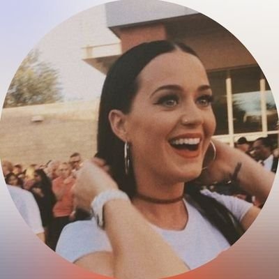 celinvoy's profile picture. 🫧🌱♡🪄🧚🏻‍♂️🤍🪴🤍