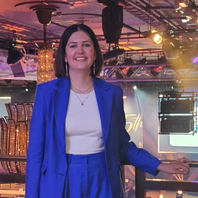 News Editor at @thebookseller, formerly @daily_express, @myldn & @leicslive • Pointless trophy winner • she/her • Email me 👉 maia.snow@thebookseller.com