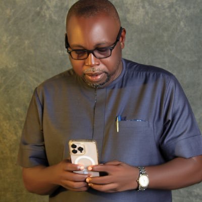 AkinAkintect1's profile picture. Not all that glitters......