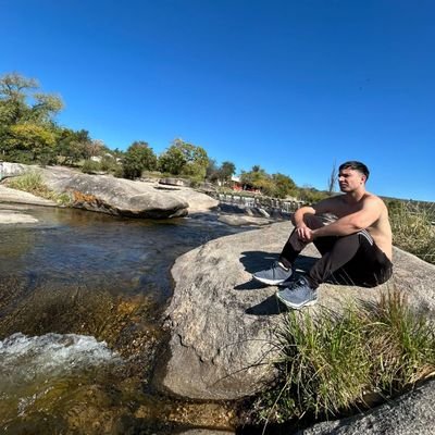 FPonzelli's profile picture. Boca es la alegría de mi corazón 💙💛💙//Cada día es una apuesta nueva,cada paso es otra nueva prueba