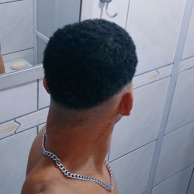 SrCAIOzin's profile picture. tesão tensão e testão