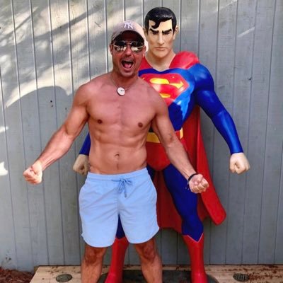 BobOGreen4's profile picture. Smiling like I don’t have a million things on my mind. 😊 Living life one smile at a time. 😊