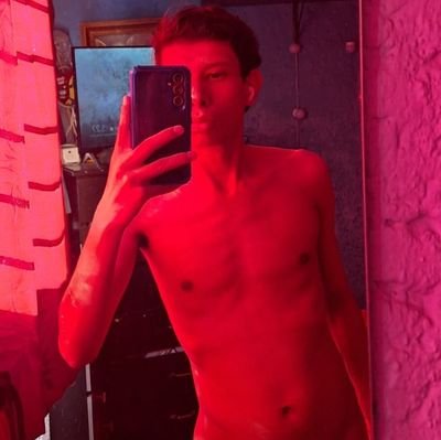 cricososgay's profile picture. 💍🔥🏳️‍🌈 Cricosos gay 💍🔥🏳️‍🌈

Ella: Preciosa y Cricosa.

Él: Cricosito.

MCMXCVI