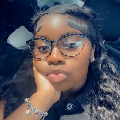 dabratbitch777's profile picture. I’m bored and got shit to say