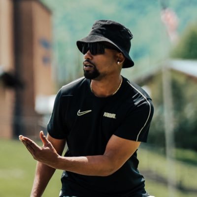 God Has A Plan. Trust it, Live it, Enjoy It. |JaxSu🐓🎓|Owner @grade_aTraining | DB Coach @kcirishfootball