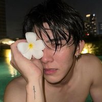 🌸 (@attackonteez) 's Twitter Profile