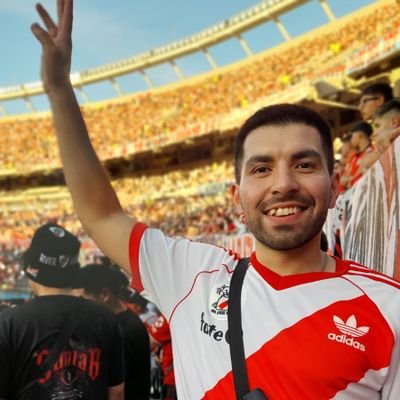 Profesor de Geografía.
Chajarí (Entre Ríos).
River ❤️