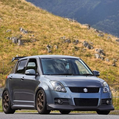 JB5→ZC31S→MF22S→ZC31S2台目 スイスポZC31S乗ってます! 車好きの方スイフト乗りの方無言フォロー失礼しますm(*_ _)m 人見知りですが、見かけたら絡んでください!!