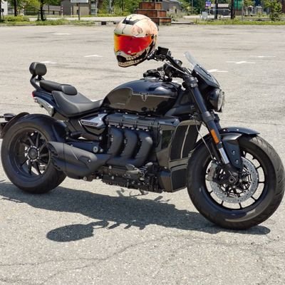 バイク垢にする予定
Triumphm🇬🇧 Rocket3 Storm GTに乗ってどこ行ったか&何したかうpするよ 映画も大好き!
Today is a very good day to die !!