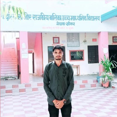 Govt.Employee🧑🏫 jai hanuman🚩 Every problem brings an opportunity✨