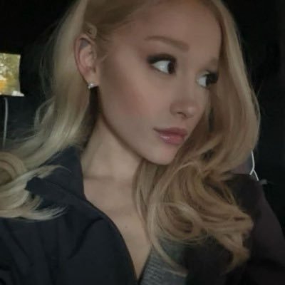 canucks | hockey | wrestling | bc lions | ariana grande | fan account | she/her