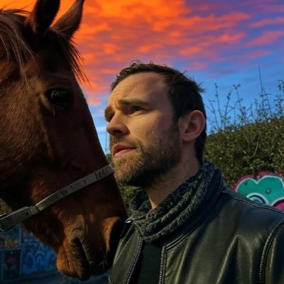 TippityChop's profile picture. ⬜️💪🏻