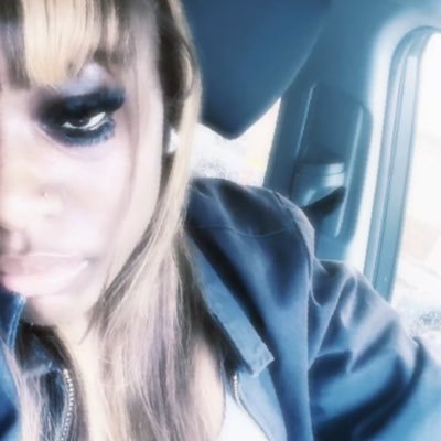 itsyonahlashayy's profile picture. 🖤