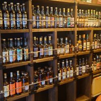 洋酒棚工務 百番屋 (@whiskyshelf_100) 's Twitter Profile