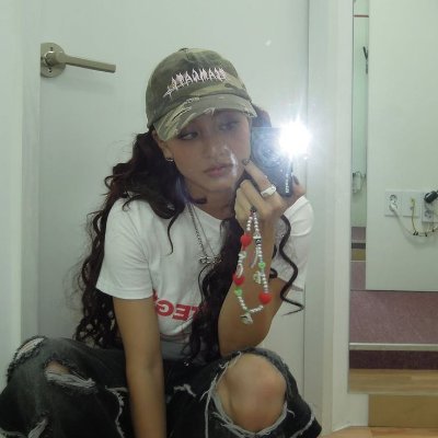 clawrainn's profile picture. Rahatı kaçan ağaç