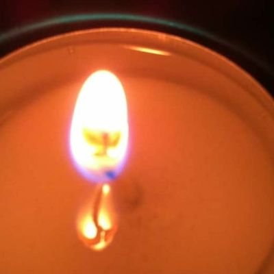 RussoUnicorn69's profile picture. There is no 'box'... Smash 'the box' 😘