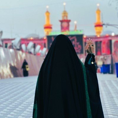 خیال تیغ تو با ما حدیث تشنه و آب است//اسیر خویش گرفتی بُکش چنان که تو دانی_یا حسین❤️