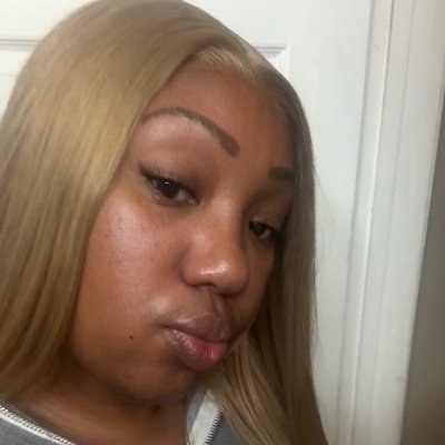 Prettyyy__sam's profile picture. 