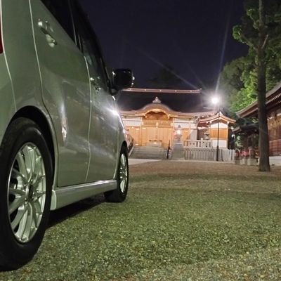 nakachan222's profile picture. 病んでる鬱のトラック乗りにつき仕事休みの時だけ出没します。勝手につぶやいてるだけなんでフォロー＆解除はご自由で。フォロー歓迎、気付き次第フォロバします。エロ、業者はスルー。#ラーメン　 #ご飯 #休み大好き　#病み　#トラック #仕事は苦行　#OD　#孤独派　#一人行動派　#早朝参拝　#ドライブ　＃バイク