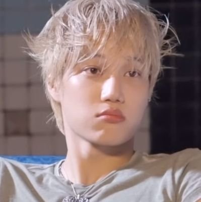 EXO-L | KAI biased🐻🍑 ||6⃣5⃣🎹 |If only CLOSED MINDS came with CLOSED MOUTHS.