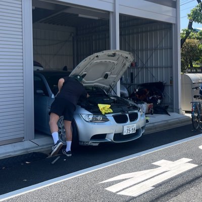 (23) E92 M3 Frozen silver | F10 523i Havana metallic