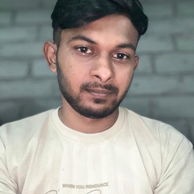 Venuroy9999's profile picture. 😉