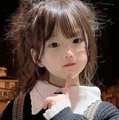 اياك ان تعبث معي لانك لازلت لاتعرف ما ورا
هاذا الوجه الطيف😎🤟🏻