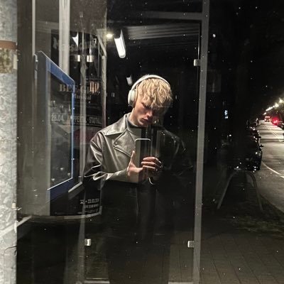 🇩🇪🇪🇺 | music recommonedeur | antifascist | pseudointellectual | „Kronprinz gut und schön, aber mein Freund wär‘ er nicht.“ - Falco |🌿| #NAFO #EuropeUnited
