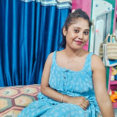 এমন জীবন তুমি করিবে গঠন
মরিলে হাসিবে তুমি কাদিবে ভুবন|