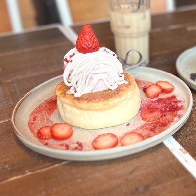 youngcornlove's profile picture. トランペットとピアノが好きです！少しだけできます。NGMEの方、勝手にフォロー失礼致します🙇NGME本部‥staff，family支部‥trumpetのあやぽんです！仲良くしてください！