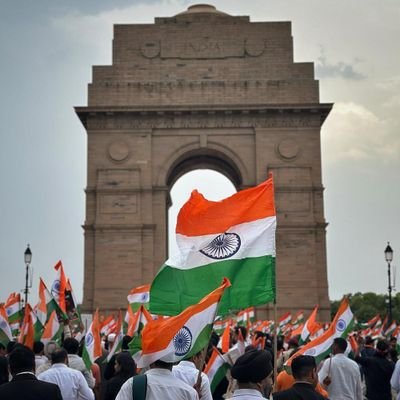 SamiranDhar8's profile picture. Student , Studying BCA , Dream to be a Diplomat 
#indiandiplomacy #indianarmedforces