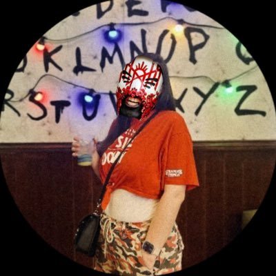 ʎןı̣ꓶ Profile