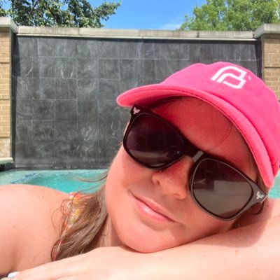 Liz Charboneau Profile