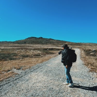 Fulltime student - Full time wanderer. Forever hungry, forever foolish. Kuliah-Ke Gunung-Ke Gym-Ke Sydney. Cibubur- Canberra