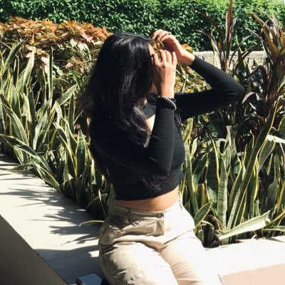 s4kshiii's profile picture. living on caffeine and cakes