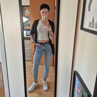 Tanja🇩🇪🏈 Profile