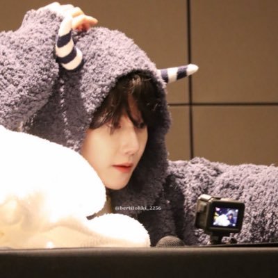 beriitokki_2256's profile picture. @B_hundred_Hyun 🤍 @BAEKHYUN_INB100 🤍@_baekhyun_JP