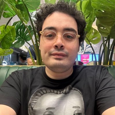 MrwanOsman's profile picture. قلب هش في قالب صلب