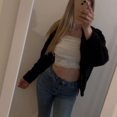 Hej Camillasnusk här med 19 erfarna år, är 100% kåt av tiden du skriver med mig😉 (Nya)