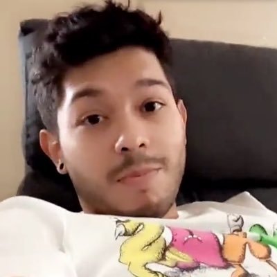 imupinthetrees's profile picture. 