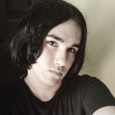 Otaku,friki,gamer,rocker and metalhead boy who loves anime,video games,culture pop and music. Follow me :)