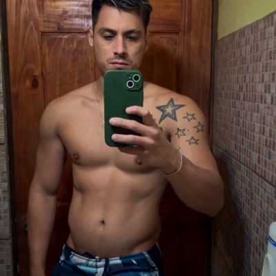 Solo un adelanto de lo que te vuelve loco… Lo mejor está en mi OnlyFans. 👉🏻 https://t.co/yHqRe3GMM6
