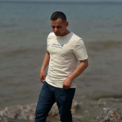 Üstümüzden Eksilmesin Al Bayrağın Gölgesi...🇹🇷🇹🇷🇹🇷