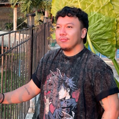 KenrickRandell's profile picture. ꜱ̵ᴏ̵ᴍ̵ᴇ̵ᴛ̵ɪ̵ᴍ̵ᴇ̵ꜱ̵ ɪ ᴡᴀɴɴᴀ ᴅɪꜱᴀᴘᴘᴇᴀʀ