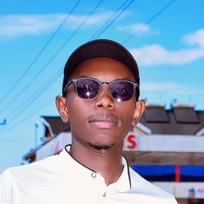 Computer Scientist💯
PHP, Laravel, Web developer.