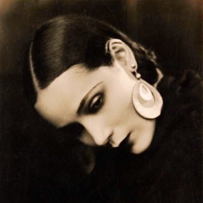 jg777714's profile picture. agua que no has de beber, déjala correr