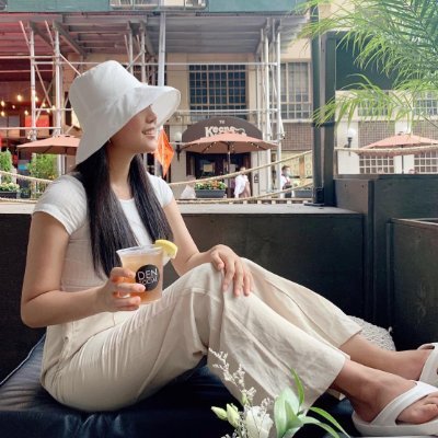 Angelia999168's profile picture. My heart belongs to the roads that lead somewhere new
Angelia 42 years old, single
Work GM and live in CA USA📍🎯💸