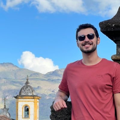 E o hábito de sofrer, que tanto me diverte,
é doce herança itabirana.