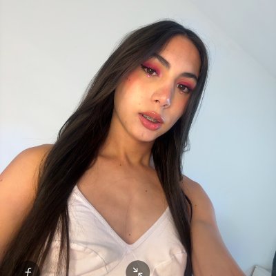 Too hot to be single — come find out why 😈
👇 Tap the link, babe