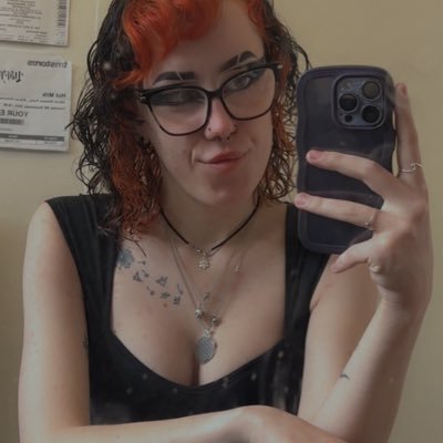 cruel_kids's profile picture. 21💫 I cry when we collide 🤍🤍